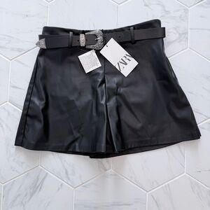 Zara Black High Waist Women Shorts faux leather size medium